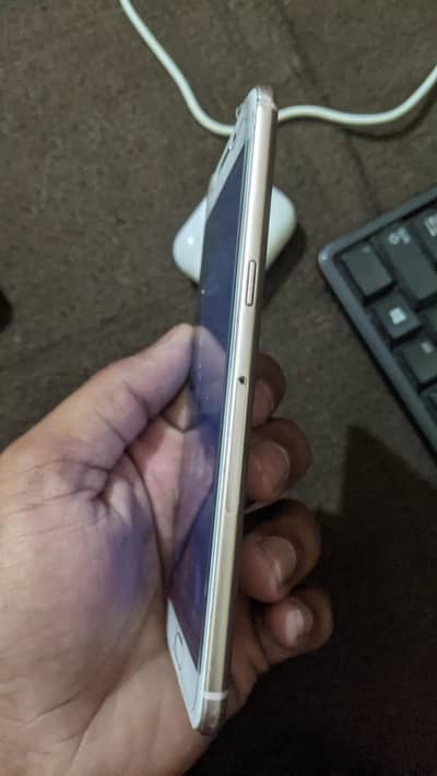 Samsung c5 budget able mobile