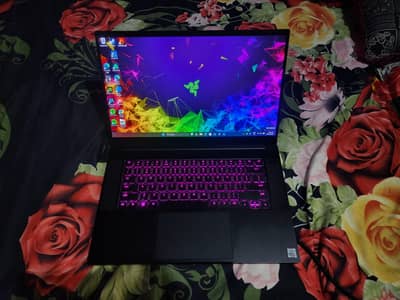 Razer Blade 15 Advanced i7-10Th Gen RTX 2060 6GB
