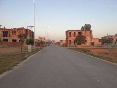 5 Marla Plot, All Paid, Best Location, Reasonable Price For Sale