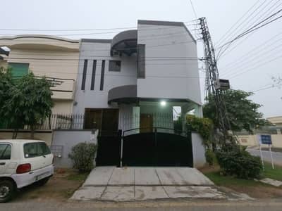 Highly-Desirable 5 Marla House Available In DHA Phase 3 - Block Z