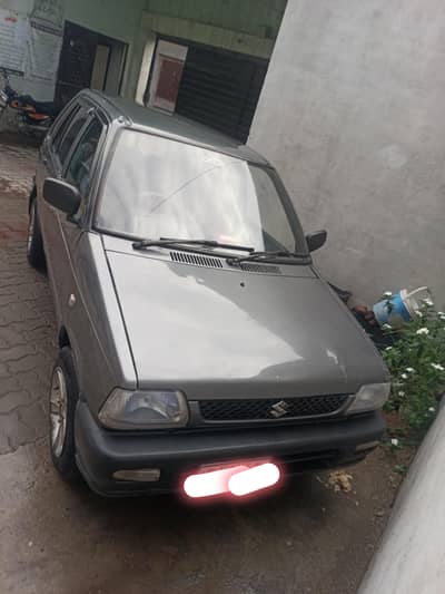 2010 model grey color ac wali hai