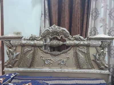 Bed  ,dressing, side table