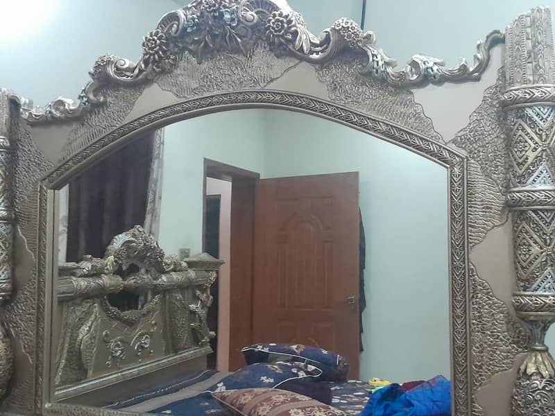 Bed  ,dressing, side table 1