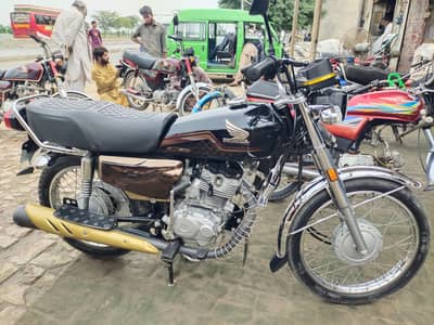 HONDA CG 125 Golden Edition Model 2023 Self Start Condition 10/10