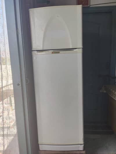 Dawlance Refrigerator with Stabilizer