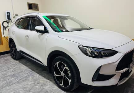 1st owner bumper to. bumper scratcless car