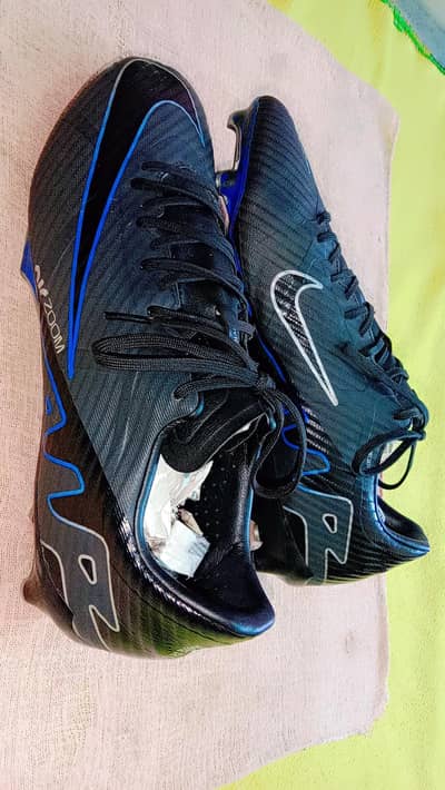 ORIGINAL FOOTBALL Shoes Nike Airzom mercurial  adidas predator puma