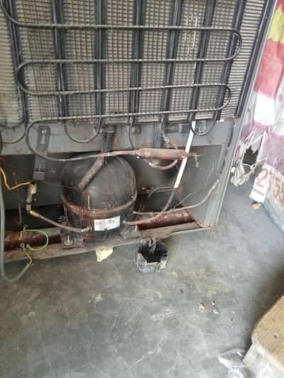 Fridge Repairing Service Sialkot | Freezer AC Technician Available