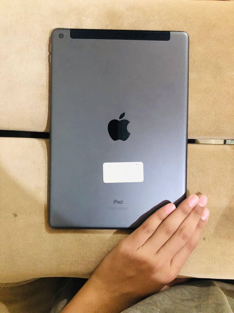 ipad 8 generation 10/10 0