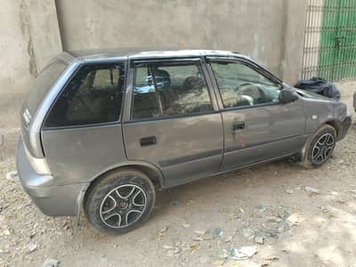 Suzuki cultus 2009             03324701324