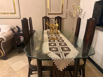 Dining with 6 chairs sheesham wood awsome condition