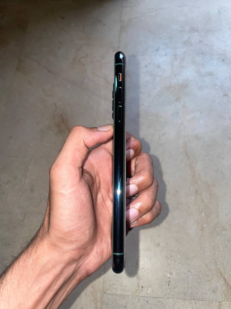 Iphone 11 pro max 1