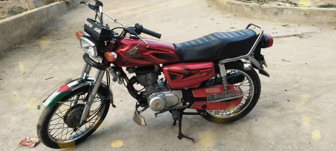 Honda CG 125 Almost new construction only 23600 km Driven