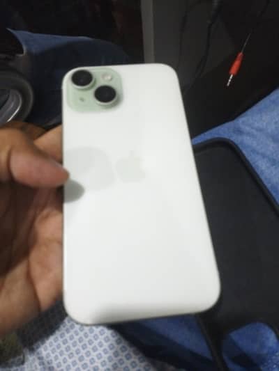 Apple iPhone 15