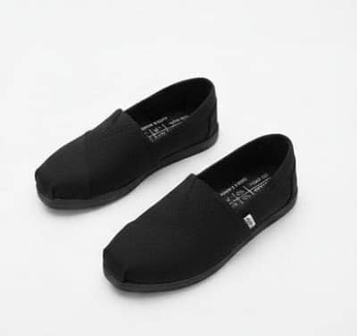(Toms Shoes) Leight Comfortable & stylish branded exelent shoes
