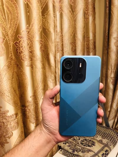 Tecno Spark Go 2023 with box