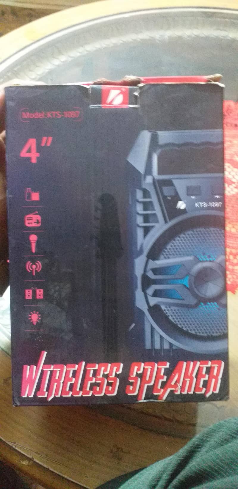 wireless bluetooth speaker 0