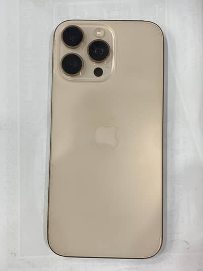 Brand new phone no scratch 1 hand use with box cable