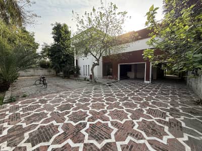 3 Kanal Commercial Office For Rent Shah Jee Estate