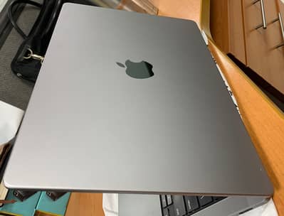 Apple Macbook M1 Pro 2021 32/1TB