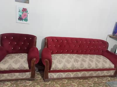 7 seater sofa set | Maroon color | Non damaged