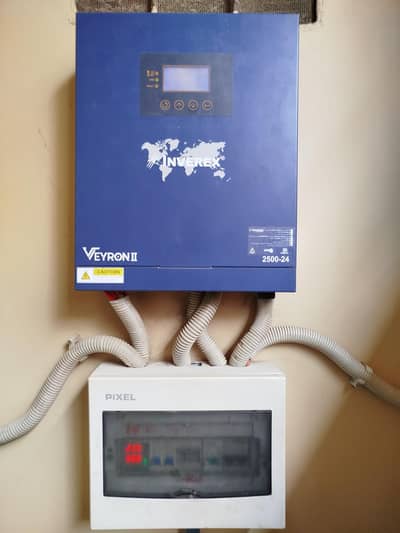 inverex VERYON 2.5KW