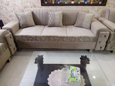 New 6 seater sofa for sale