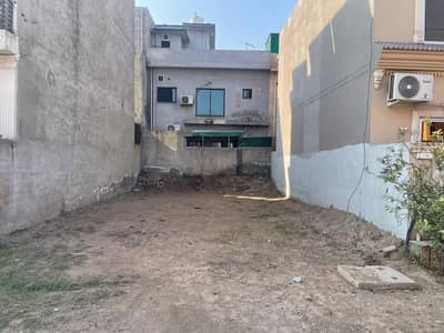 Golden Opportunity 5 Marla Plot in Crystal Block park view city