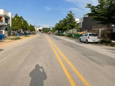 Bahria Enclave Sector-I 5 Marla Possession Prime Location Corner Plot Available For Sale In Reasonable Demand Beautiful Location Plot