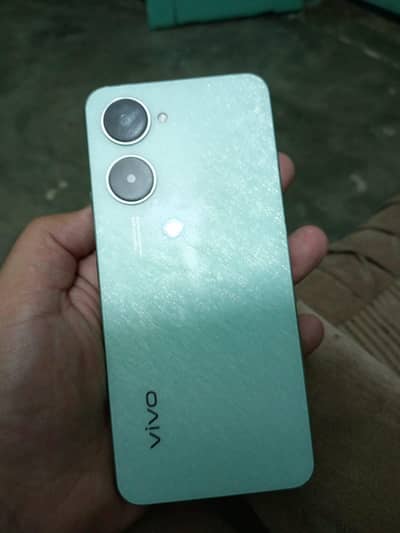 VIVO Y 03
