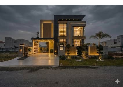 1 Kanal Modern Design 5 Beds, Lucrative Price House For Sale in DHA Phase 7