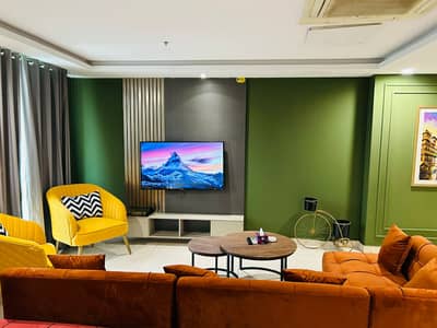 Classy Studio Apartment DHA Ph4 Gold Crest on per day rent