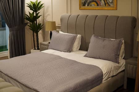 Opulent 01 Bed Apartment Gold Crest DHA Ph4 on per day rent