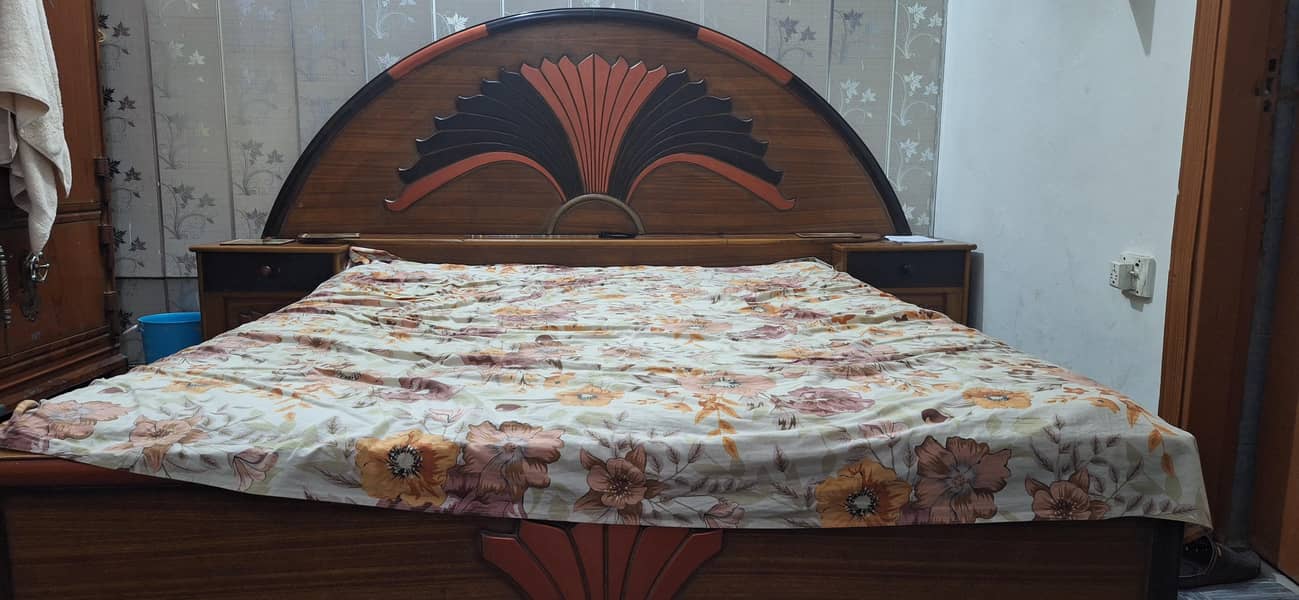 double bed attached side table 0