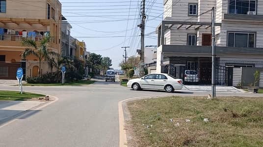 10 Marla Corner LDA Approved