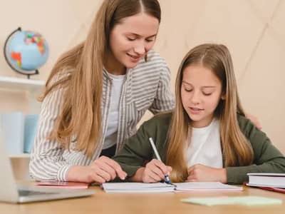 Female home tutor required for 3 kids of primary classes