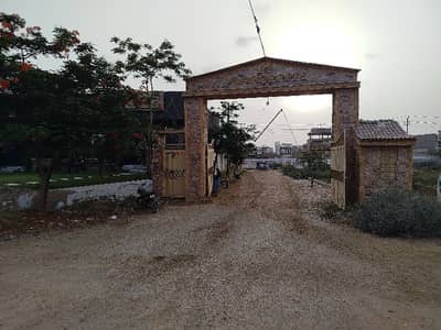 200 Yards Leased Map Approved Ideal Location Plot For Sale