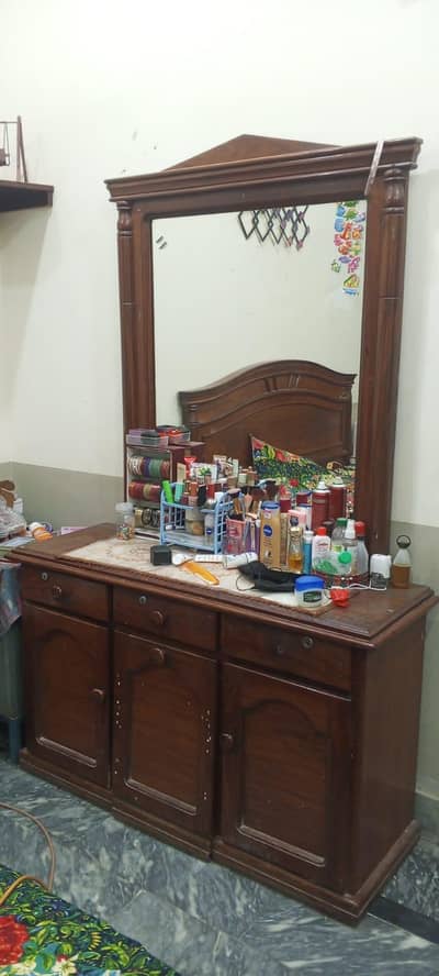 Vanity / dressing table with mirror