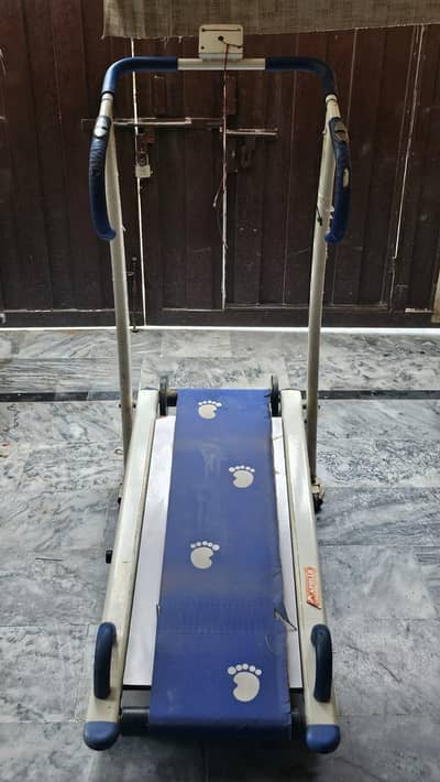 Manual Treadmill for Sale – Good Condition, Home Use