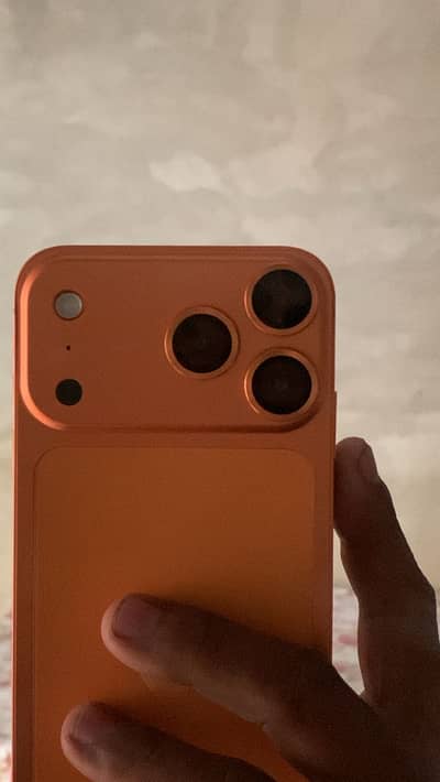 Apple iPhone XR converted in 17 pro