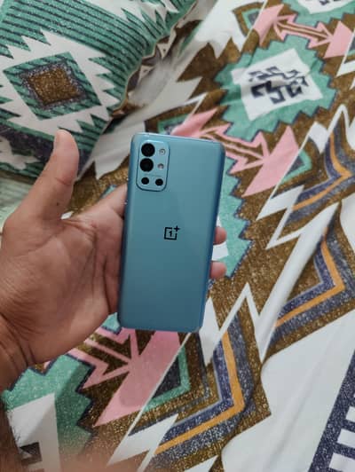 One plus 9R dual sim approved no open repair 03081345861