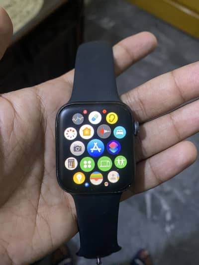 Apple Watch SE 44mm cellular variant for sale