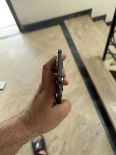 Z flip 4 pta approved 8/128