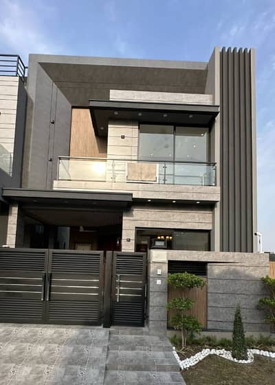 Very Beautifull Brand New Spacious 5 Marla House For Sale In DHA Phase 7