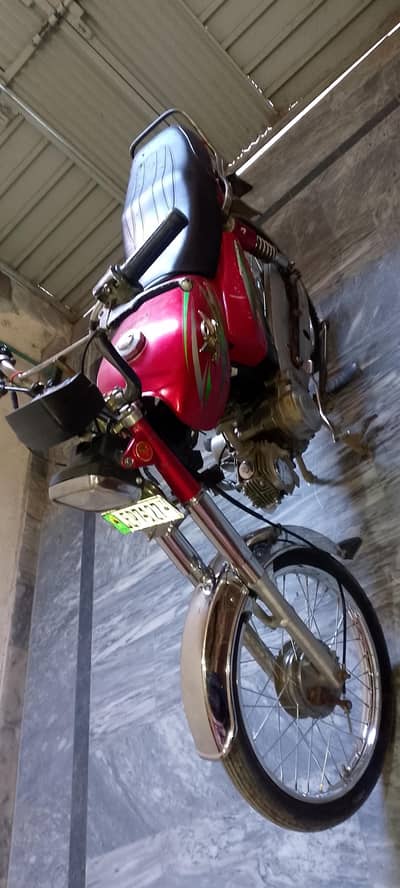 road price 2017 model  RS45000 agar koi bhai Lena chahe to rafta Karen