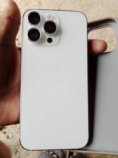 I phone 14 pro max 128 non pta 100 battery