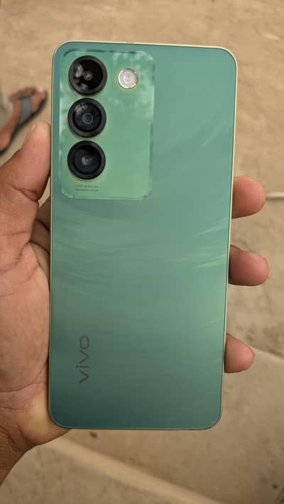 Model Vivo y100 Rome 8+8 memory 256 /Condition 10/9  /Exchange posiib