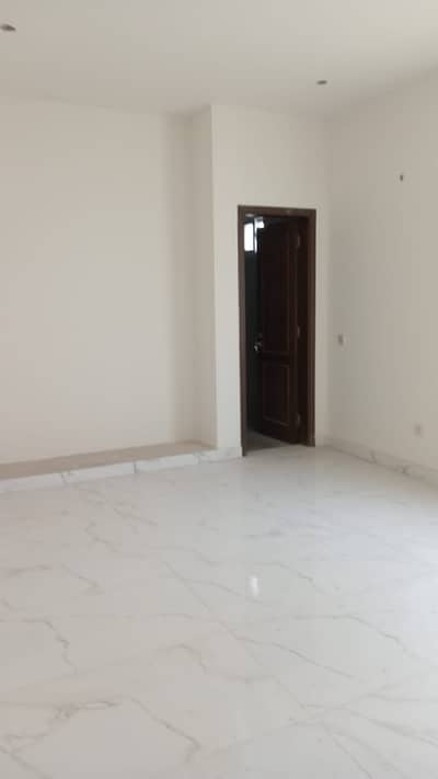 Prime Location 1200 Square Feet Lower Portion Is Available In Affordable Price In PECHS Block 2
