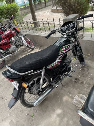 Honda CD DREAM 70 BLACK COLOR MINT CONDITION