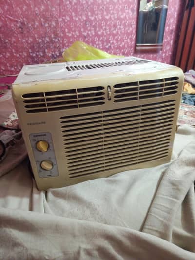 window ac input 220 convater